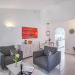 Charming With Garden Views In