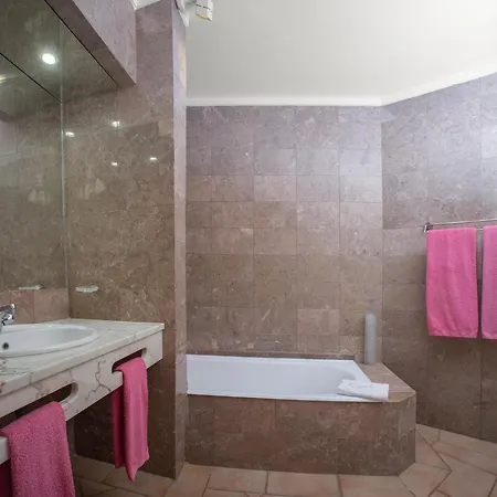 Quinta Paraiso Da Mia 2-bedr In Apartment *